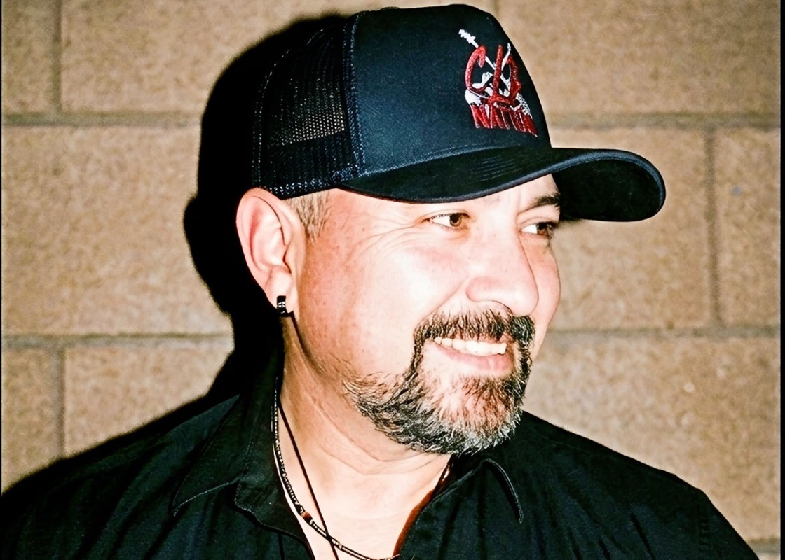 Chris Lozano
