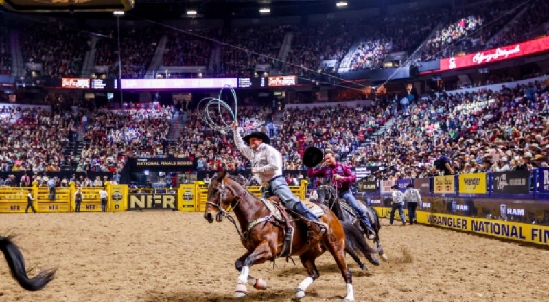 Team Ropers Tyler Wade/Wesley Thorp Make World Record-Tying Run to Win Round 8
