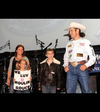 Go Round Buckle Presentations